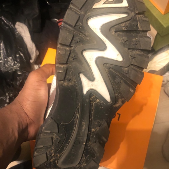 LV SHOES MEN - Picture 3 of 6